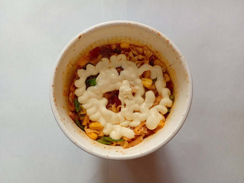 チリトマトヌードル アレンジ マヨネーズ