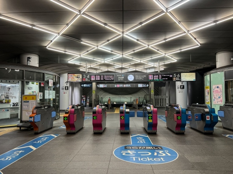 改札内 買い物だけ