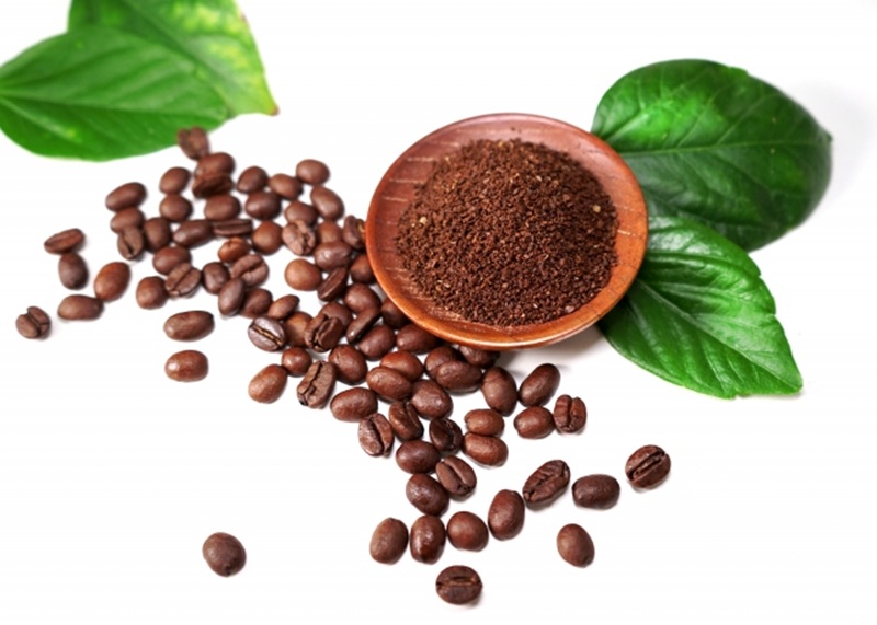 綾鷹 カフェイン 多い