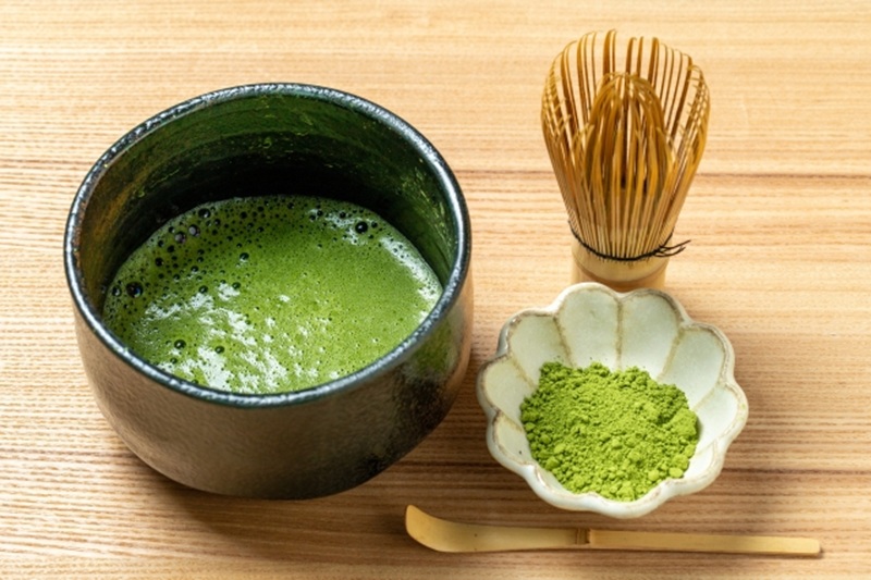 綾鷹 カフェイン入ってる